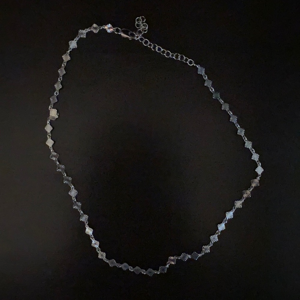 Choker necklace